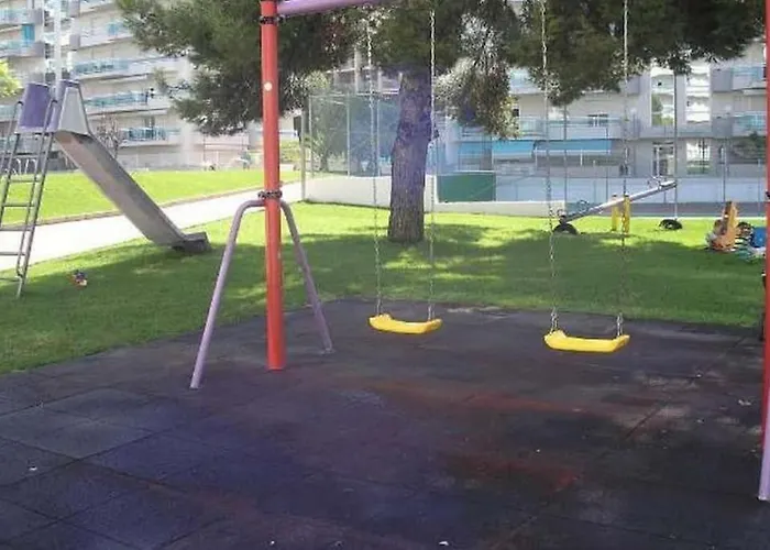 Precioso Apartamento En Salou, Con Servicios.