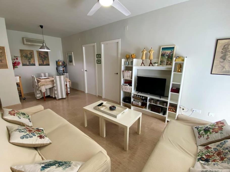 Apartament Precioso En Salou, Con Servicios.
